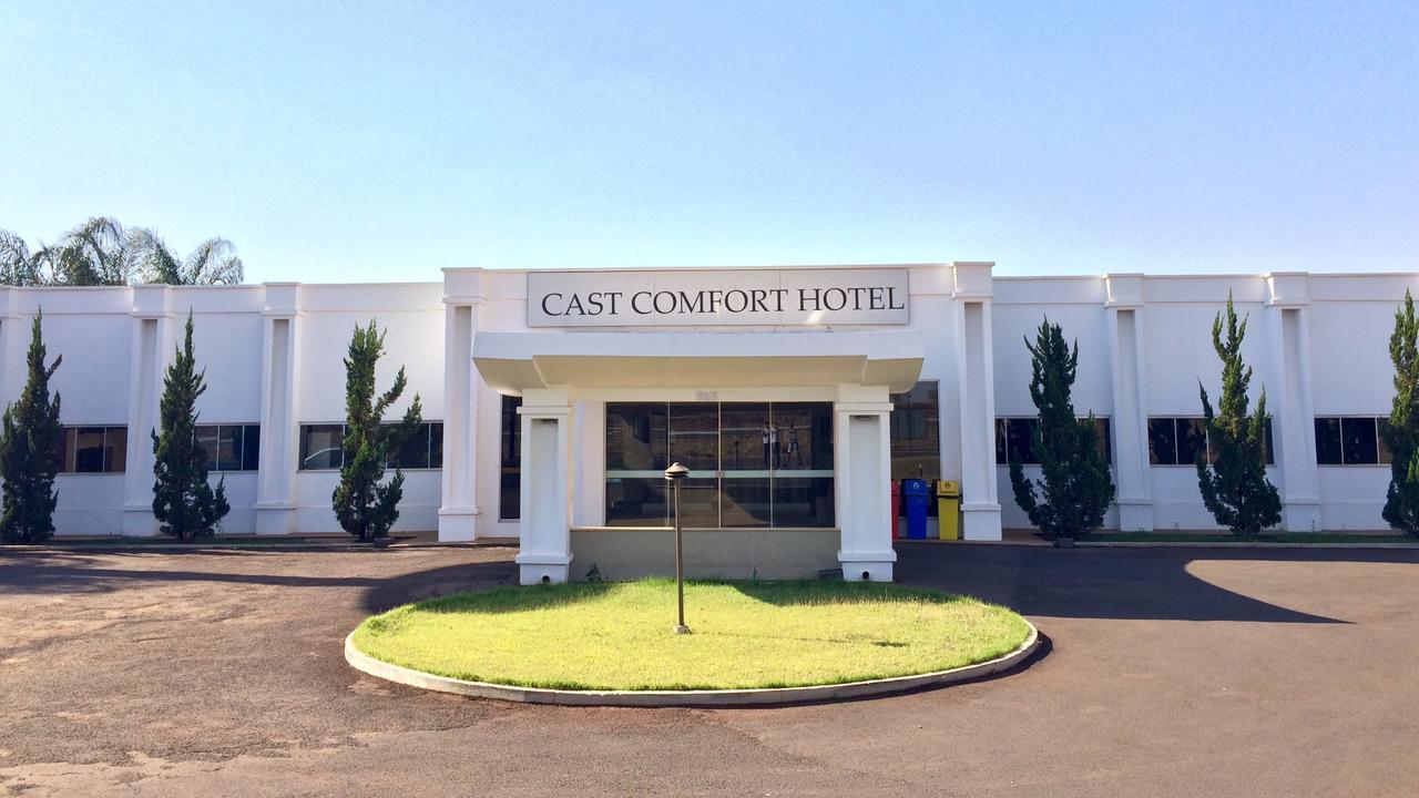 Cast Comfort Hotel Paranaiba Exterior photo