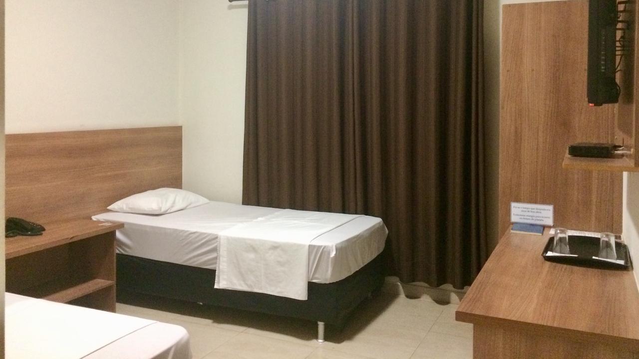 Cast Comfort Hotel Paranaiba Exterior photo
